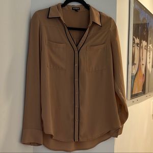 Medium Express Tan Blouse with Black Piping